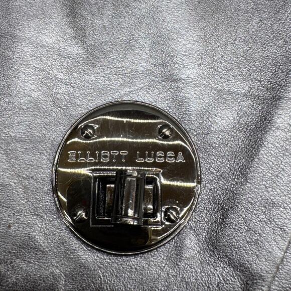 Elliott Lucca Metallic Silver Leather Turn-Lock Closure Clutch Shoulder Bag - Picture 8 of 11